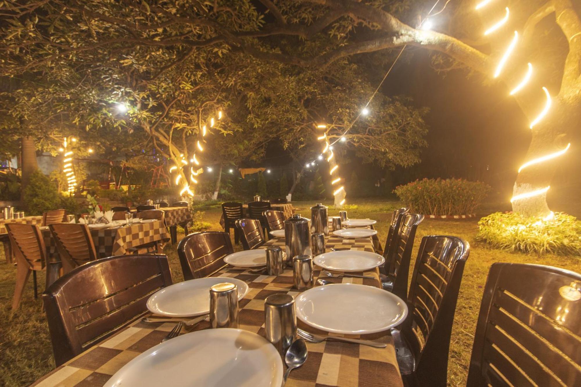 Wow Stayz2 Misty Meadows Pachmarhi ภายนอก รูปภาพ