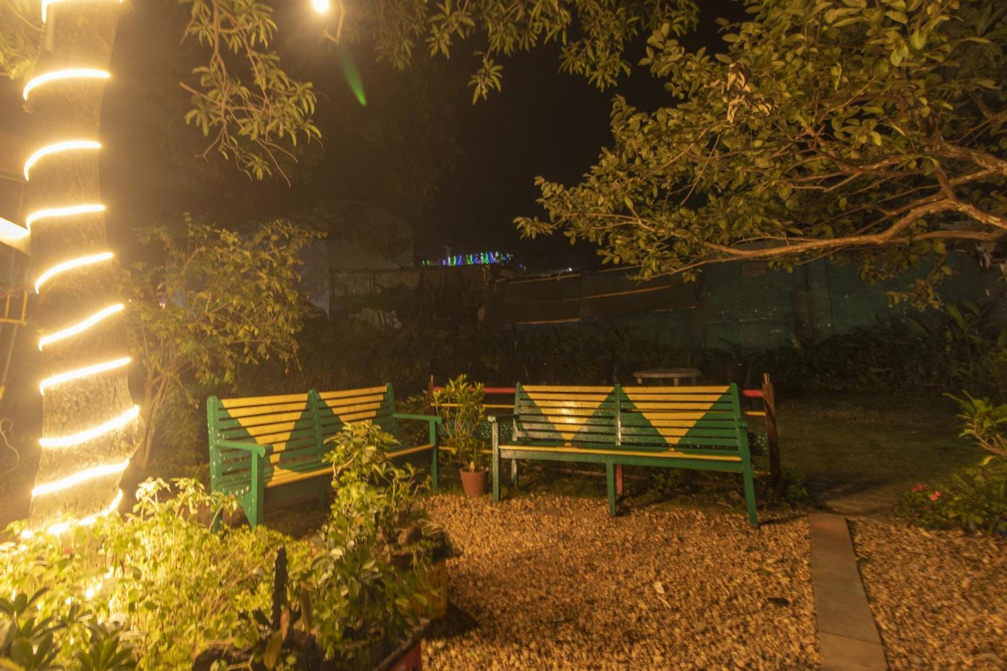 Wow Stayz2 Misty Meadows Pachmarhi ภายนอก รูปภาพ