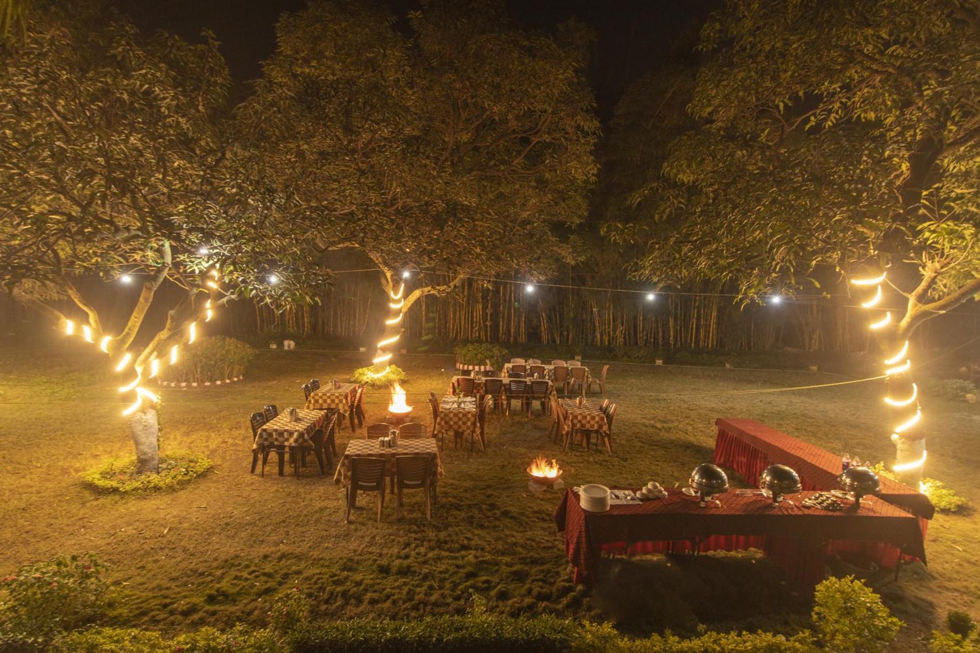 Wow Stayz2 Misty Meadows Pachmarhi ภายนอก รูปภาพ