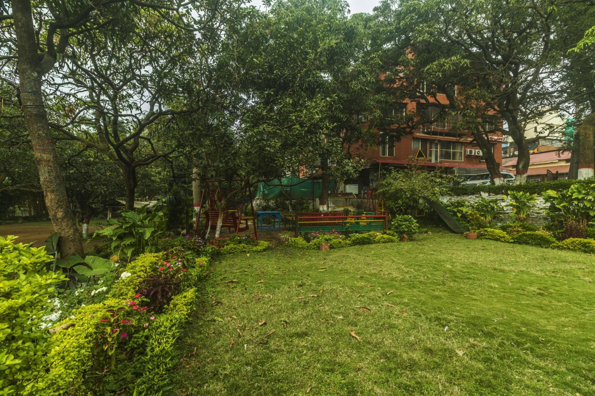 Wow Stayz2 Misty Meadows Pachmarhi ภายนอก รูปภาพ